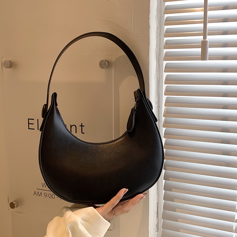 Новые модные сумки подмышки дл – обзор и цена Half Moon Crescent
